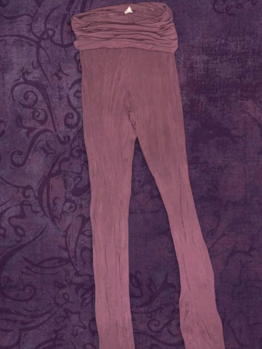 The Woods Fold-Over Waist Stretch Leggings in Dusty Mauve